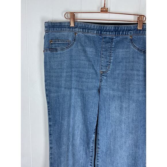 Tribal Audrey Mid Rise Micro Flare Pull On Denim Snap Cuff on Flare Jean Size 16 - Picture 3 of 8